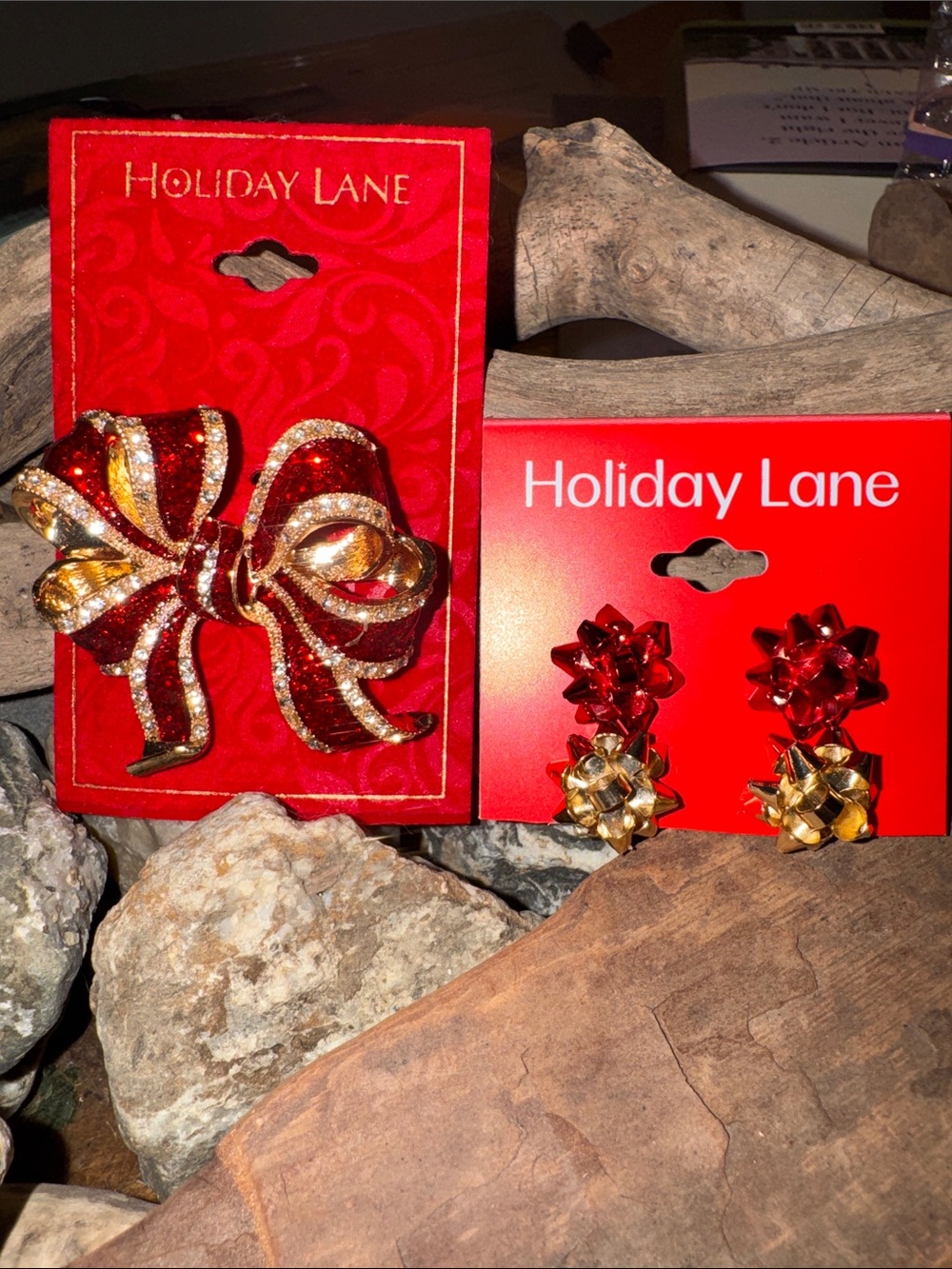 Red & Gold Glitter Bow Holiday Pin and Gift Bows Set